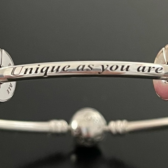 PANDORA authentic "Unique as you are" SS bangle with 2 teal pave charms preowned - Picture 5 of 10